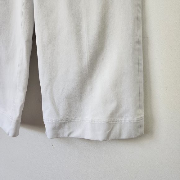 Spanx 20479R Cropped Wide Leg Classic White Pull-on Shaping Pants in size Medium - Picture 6 of 10